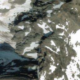 Satellite imagery of Lakes Peak, CA