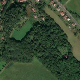 Satellite imagery of Weinberg, DE