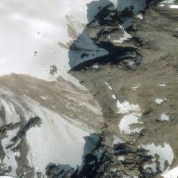 Satellite imagery of Lakes Peak, CA