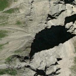Satellite imagery of Nub Peak, CA