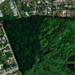 Satellite imagery of Rumbeke Castle, BE