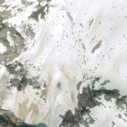 Satellite imagery of Sugarplum Spire, CA