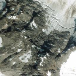 Satellite imagery of Sugarplum Spire, CA
