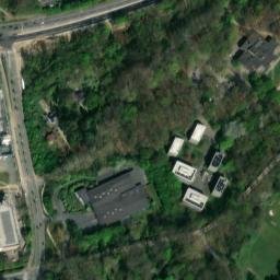 Satellite imagery of Kasteel van Arenberg, BE
