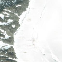 Satellite imagery of Mount Daphnis, CA