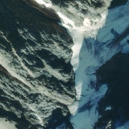 Satellite imagery of Comaplix Mountain, CA