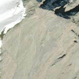 Satellite imagery of Mount Daer, CA
