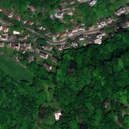 Satellite imagery of Weinberg, DE