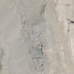 Satellite imagery of Mount Smuts, CA