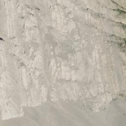 Satellite imagery of Mount Smuts, CA