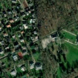 Satellite imagery of Borne de Charles Quint, FR