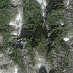 Satellite imagery of Mount Wakefield, CA