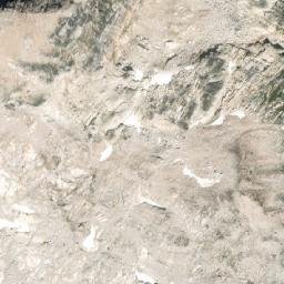 Satellite imagery of Wallace Peak, CA