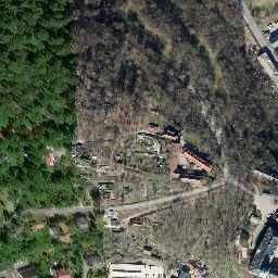 Satellite imagery of Heidecksburg, DE