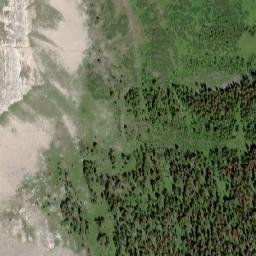 Satellite imagery of Mount Queen Elizabeth, CA
