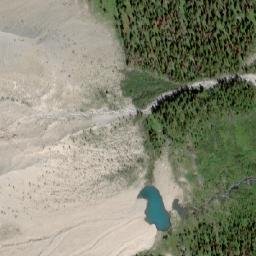 Satellite imagery of Mount Queen Elizabeth, CA