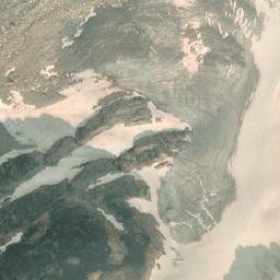 Satellite imagery of Flattop Peak, CA
