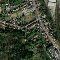 Satellite imagery of Château des Deux-Lions, FR