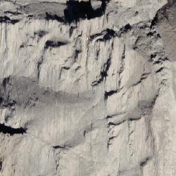 Satellite imagery of Mount Maude, CA