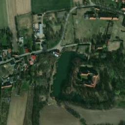 Satellite imagery of Witostowice - Zamek XIV w., PL