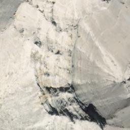 Satellite imagery of Bluerock Mountain, CA