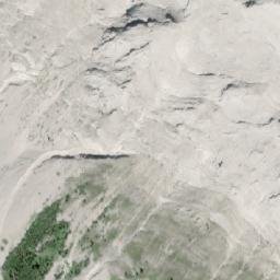 Satellite imagery of Mount Invincible, CA