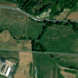 Satellite imagery of Hofberg, DE