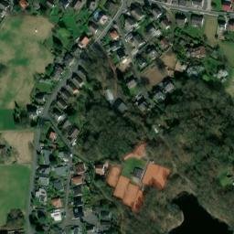 Satellite imagery of Himberg, DE