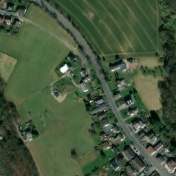 Satellite imagery of Himberg, DE