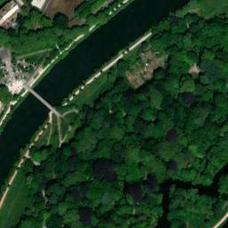 Satellite imagery of Citadelle de Lille, FR