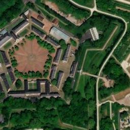 Satellite imagery of Citadelle de Lille, FR