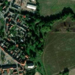 Satellite imagery of [Kravaře v Čechách] church t., CZ