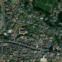 Satellite imagery of cairn, FR