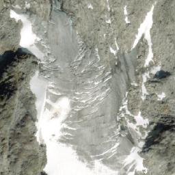 Satellite imagery of Gold Range, CA