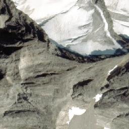Satellite imagery of Mount Niflheim, CA