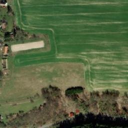 Satellite imagery of [Holany-Loubí pod Vlhoštěm] water t., CZ