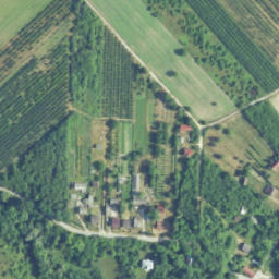 Satellite imagery of Szydłów - Ruiny Zamku XIII w., PL
