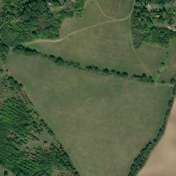 Satellite imagery of [Prackovice nad Labem] church t., CZ