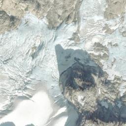Satellite imagery of Mount van der Est, CA