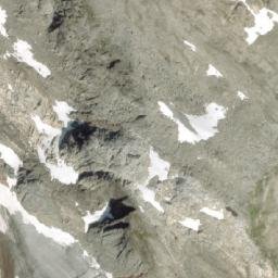 Satellite imagery of Mount Skade, CA