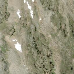 Satellite imagery of Mount Skade, CA