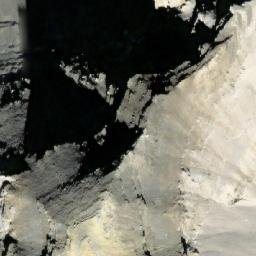 Satellite imagery of Pyriform Mountain, CA