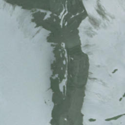 Satellite imagery of Mount McCuaig, CA