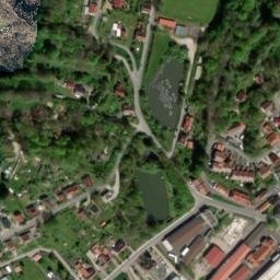 Satellite imagery of Schloss Bertholdsburg, DE