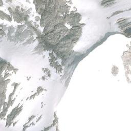 Satellite imagery of Blackfin Peak, CA
