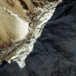 Satellite imagery of Mount Slade, CA