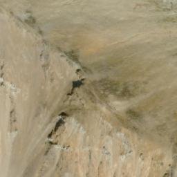Satellite imagery of Askom Mountain, CA