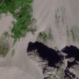 Satellite imagery of Mount Loomis, CA