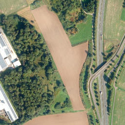 Satellite imagery of Kneidelberg, DE