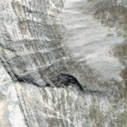 Satellite imagery of Mount Head, CA